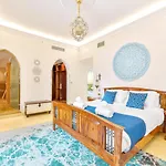 Luxury Jbr Palace! - Sea View - Free 5* Beach Resorts Access!